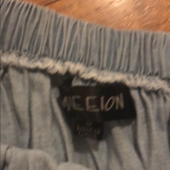 NWOT Off the shoulder Chambray Mini Dress - Picture 6 of 7